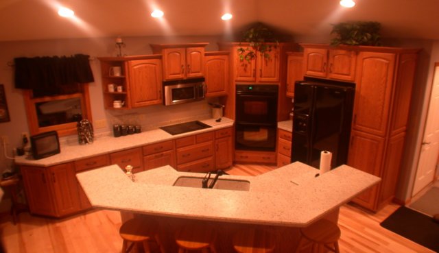 customsolidkitchencountertopsbyquarrystone1075.jpg