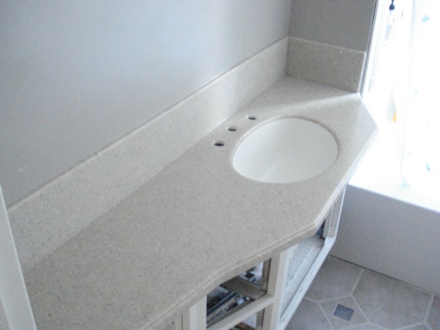 customsolidsurfacevanitycountertop.jpg